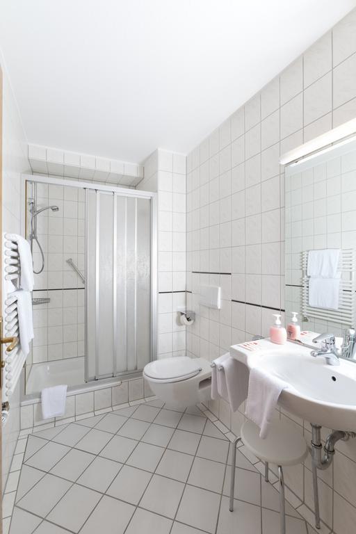 Hotel Gasthof Sonne Фридинген-на-Дунае Экстерьер фото